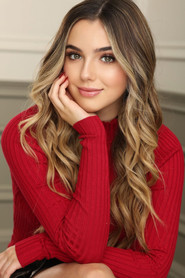 Alexa Nisenson